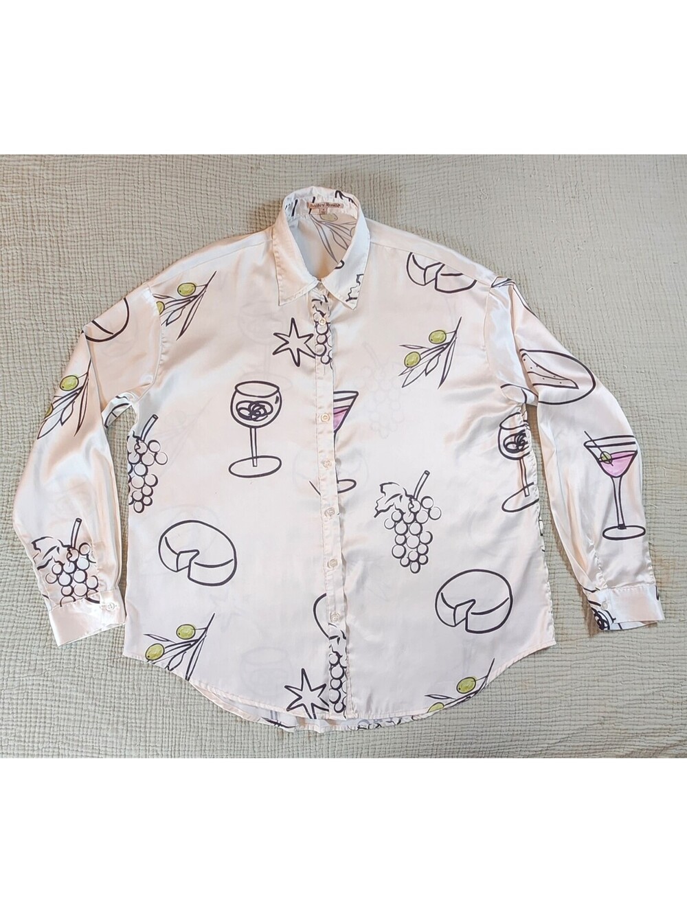 🍹Bailey Rose Happy Hour Long Sleeve Satin Feel Button Blouse Size Medium🍸